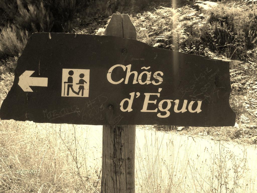 Casa Da Quelha Guest House Chas de Egua Exterior photo